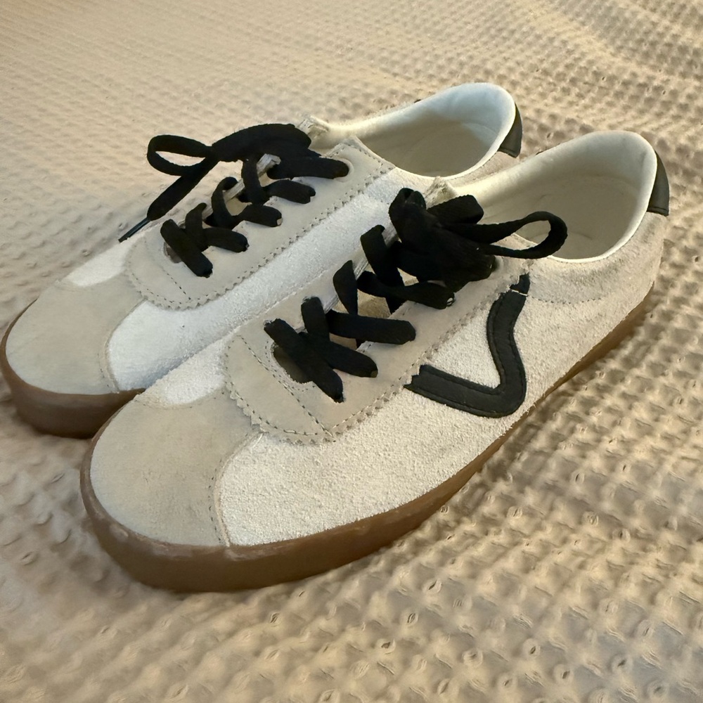 Retro Vans - Like New